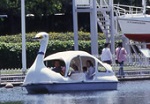 万博記念公園 ボートに乗れる公園 ボート遊び スワンボート サイクルボート 大阪府吹田市